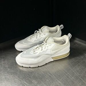 Nike AirMax Size 10 Women